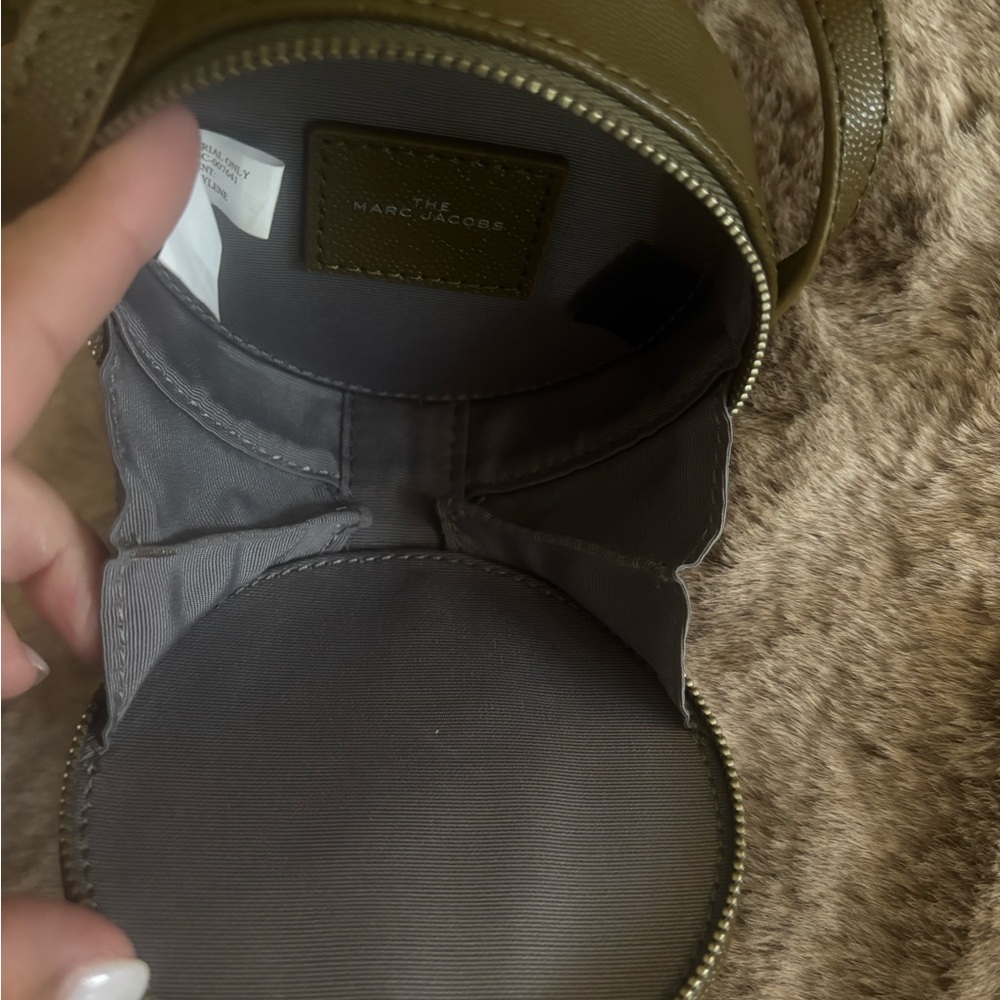 Mini Round Shoulder Bag - Picture 7 of 9